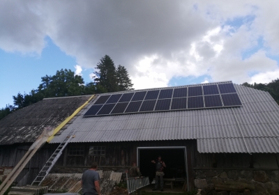 Наша новая солнечная электростанция мощностью 5,6 kW для жилого дома в Раквере.